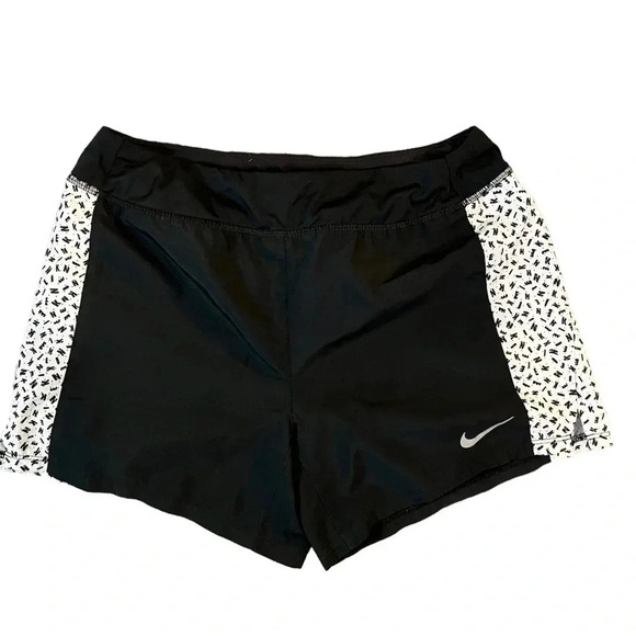 Nike women’s Running shorts size small - Picture 1 of 3